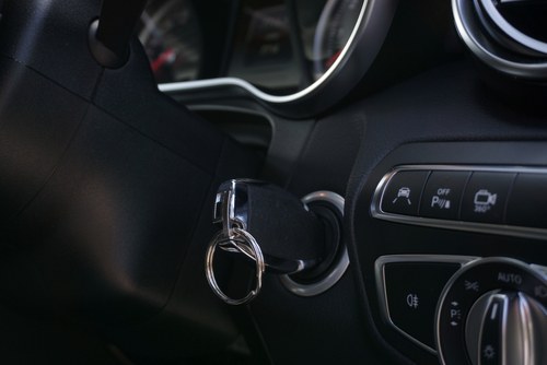 Car ignition with a key inserted, representing Tampa Ignition Interlock Devices (IID) lawyer support for drivers facing DUI-related IID requirements.