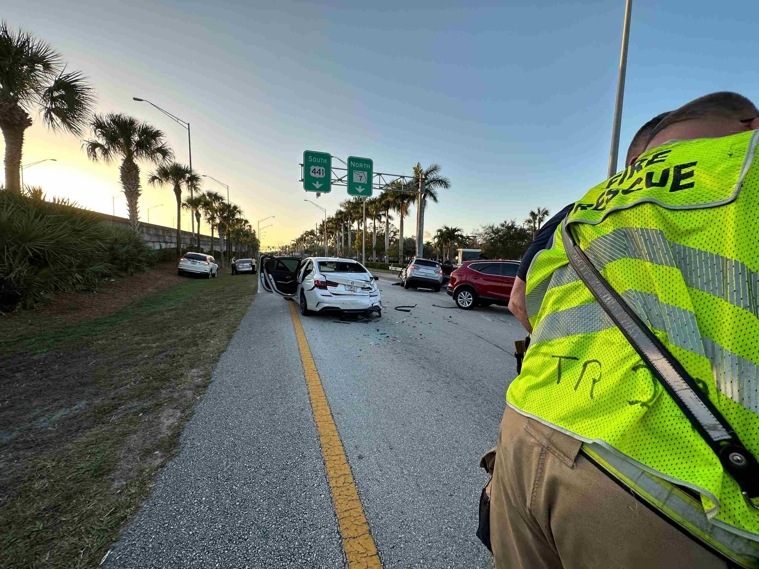 Serious car accident scene on a Florida highway following excessive speeding, highlighting the dangers addressed by the Florida Super Speeder Law.